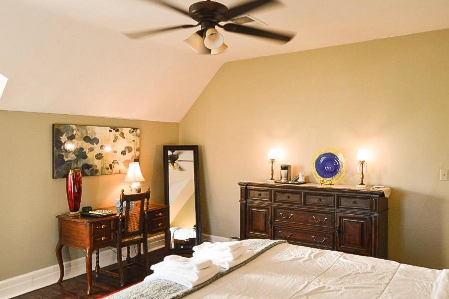 300 Clifton Bed and Breakfast Minneapolis Kamer foto